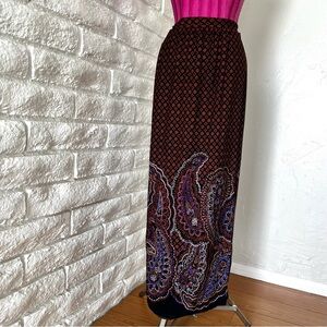 Saks Fifth Avenue Wrap Around Skirt Large D12